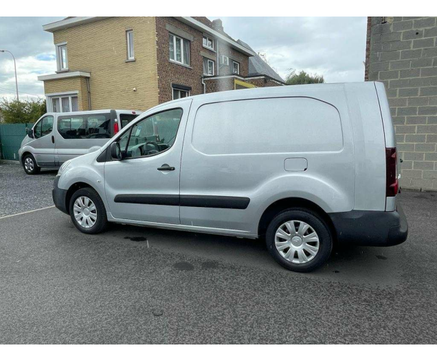 Citroen Berlingo 1.6d HDI* LICHTE VRACHT AIRCO €7950+21%TVA Ninove auto