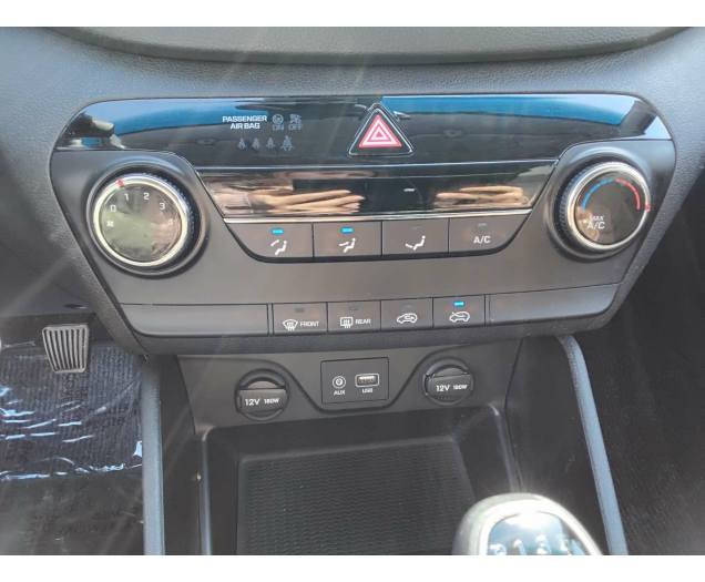 Hyundai TUCSON 1.6 1STE EIGENAAR  TREKHAAK PARHULP ACHTER  BLUET  AIRCO CRUISE Ninove auto
