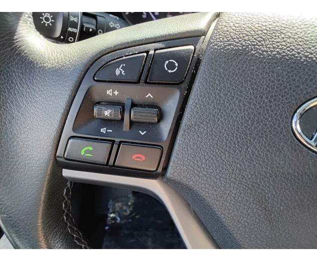 Hyundai TUCSON 1.6 1STE EIGENAAR  TREKHAAK PARHULP ACHTER  BLUET  AIRCO CRUISE Ninove auto