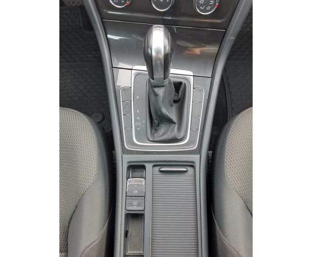 Volkswagen Golf Break  AUTOMAAT  CARPLAY  CRUISE TREKHAAK Ninove auto