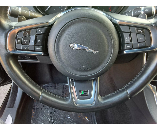Jaguar XE 2.0 D E-Performance P R-SPORT NAVI CAM PARKH V&A Ninove auto