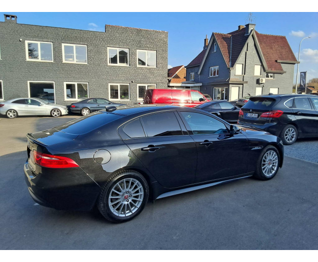 Jaguar XE 2.0 D E-Performance P R-SPORT NAVI CAM PARKH V&A Ninove auto