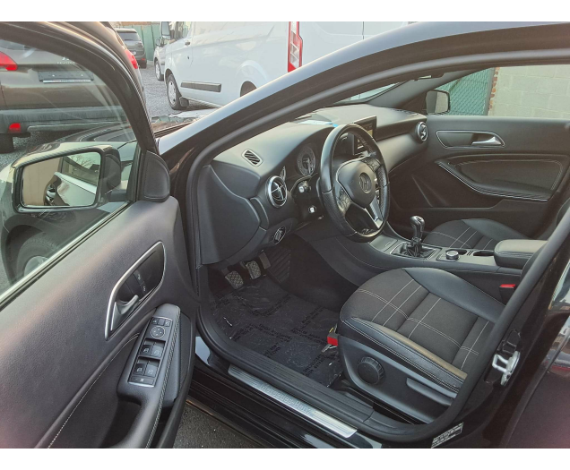 Mercedes-Benz A 180 1ste Eigenaar Bleutooth  Parkhulp voor&achter Ninove auto
