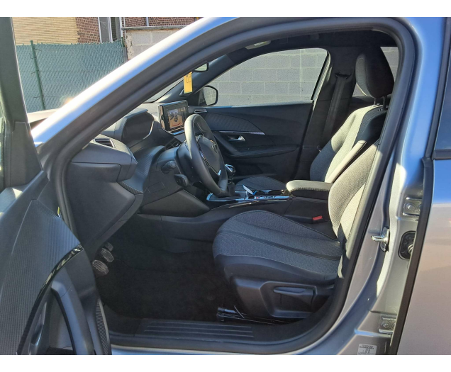 Peugeot 2008 1.2Turbo Allure 360°CAM PARKHULP V&A CARPLAY AIRCO Ninove auto