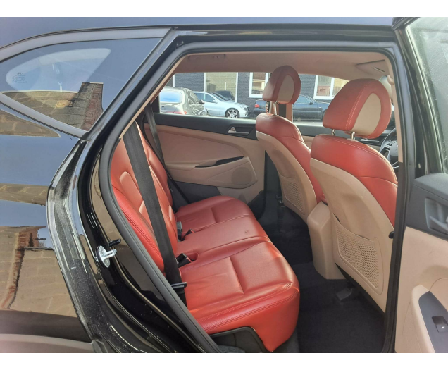 Hyundai TUCSON 1.6 GDi 2WD NAVI BLUET TREKHAAK AIRCO CRUISE Ninove auto