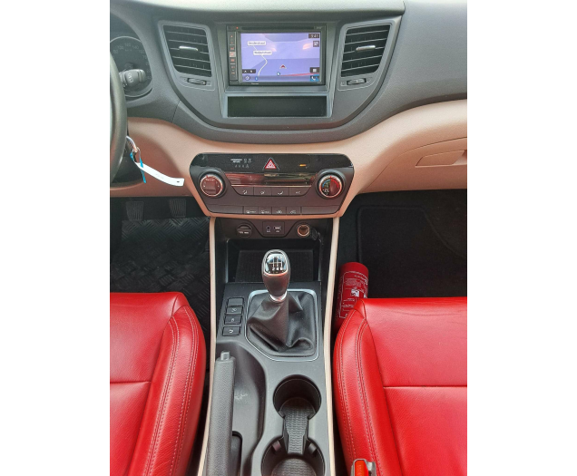 Hyundai TUCSON 1.6 GDi 2WD NAVI BLUET TREKHAAK AIRCO CRUISE Ninove auto
