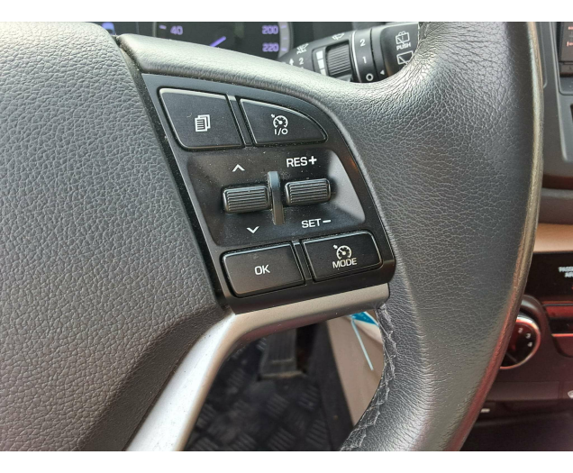 Hyundai TUCSON 1.6 GDi 2WD NAVI BLUET TREKHAAK AIRCO CRUISE Ninove auto