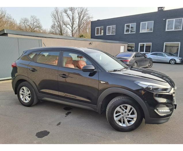 Hyundai TUCSON 1.6 GDi 2WD NAVI BLUET TREKHAAK AIRCO CRUISE Ninove auto