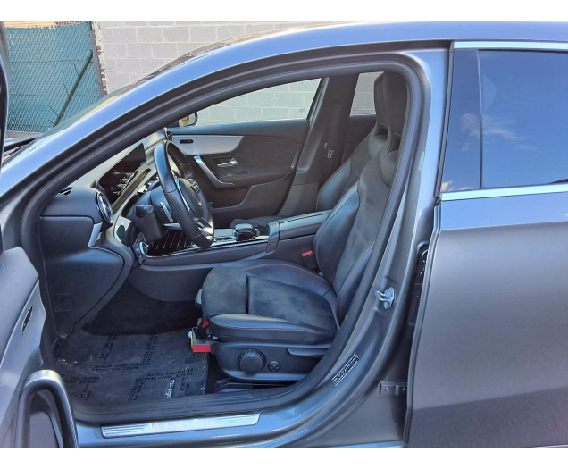 Mercedes-Benz A 200 AMG  AUTOMAAT CARPLAY CAMERA 360°AIRCO CRUISE* Ninove auto