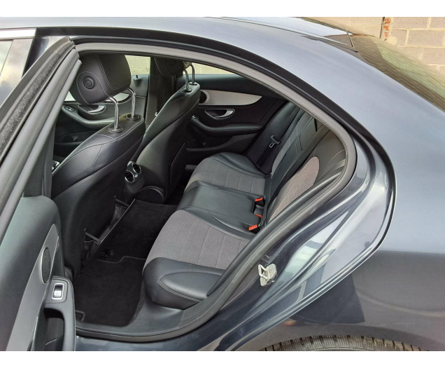 Mercedes-Benz C 220 C 220d *AUTOMAAT NAVI AIRCO PARKERHULP* Ninove auto