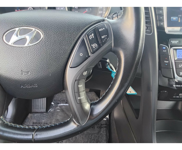 Hyundai i30 SW 1.4i Go! 1STE EIGENAAR  NAVI CAM BLUET CRUISE Ninove auto