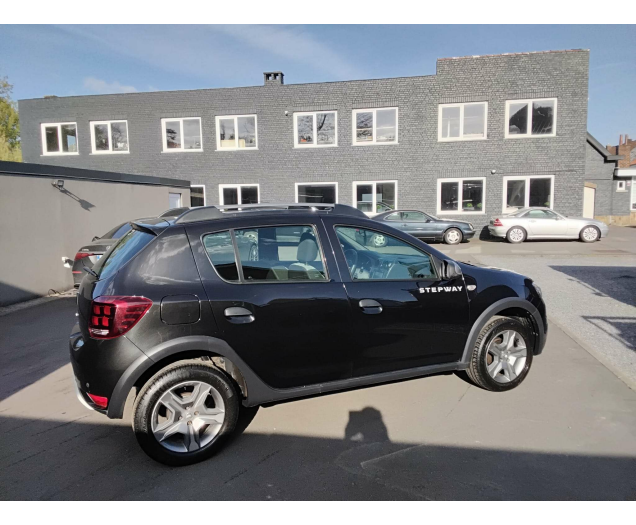 Dacia Sandero Stepway 0.9 TCe 1STE EIGENAAR  NAVI BLUET PARKHULP 52000KM Ninove auto