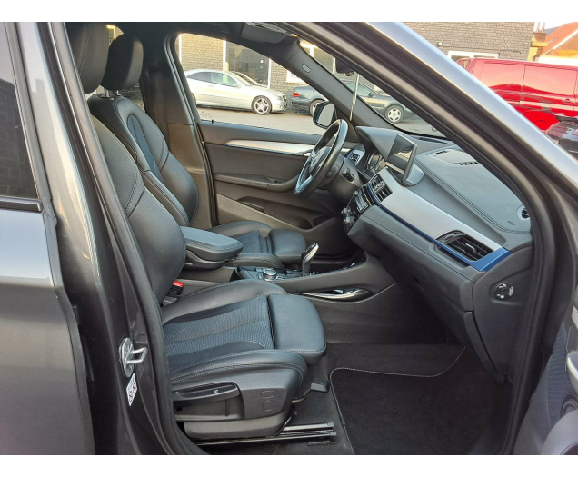 BMW X1 1.5iA sDrive18i  MPACK AUTOM NAV CAM BLUET CRUISE Ninove auto