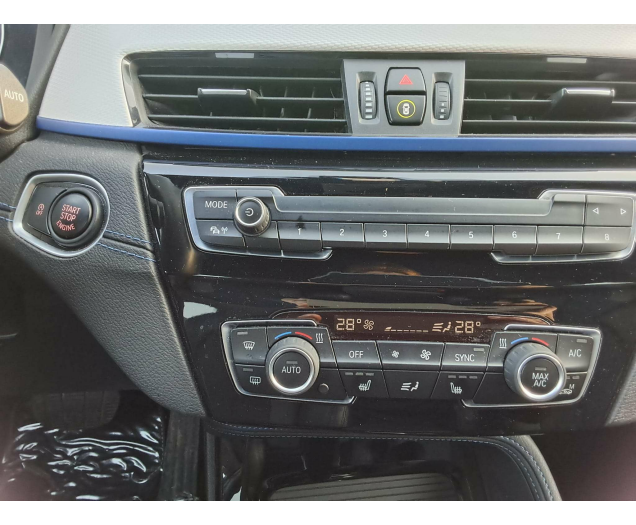 BMW X1 1.5iA sDrive18i  MPACK AUTOM NAV CAM BLUET CRUISE Ninove auto