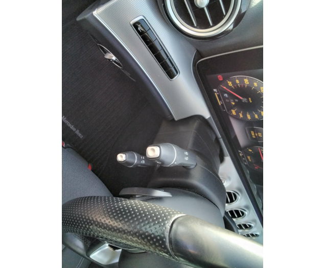 Mercedes-Benz E 200 Avantgarde  windschermen trehaak Garage Meirhaeghe