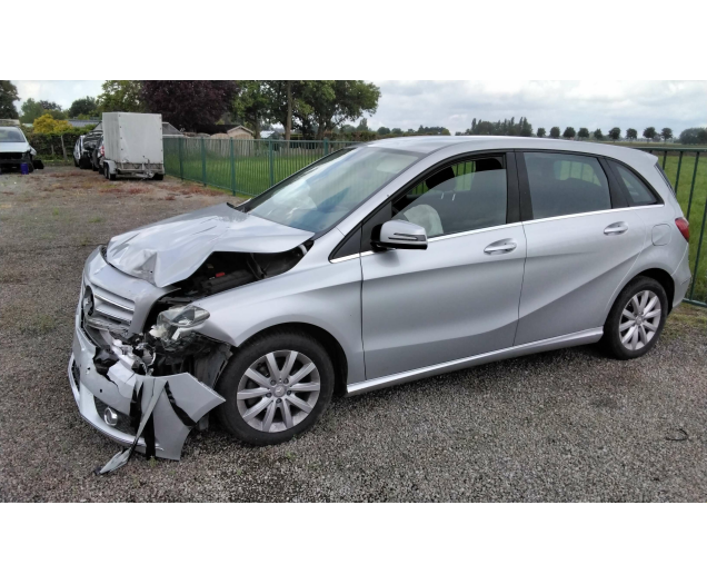 Mercedes-Benz B 180  Garage Meirhaeghe