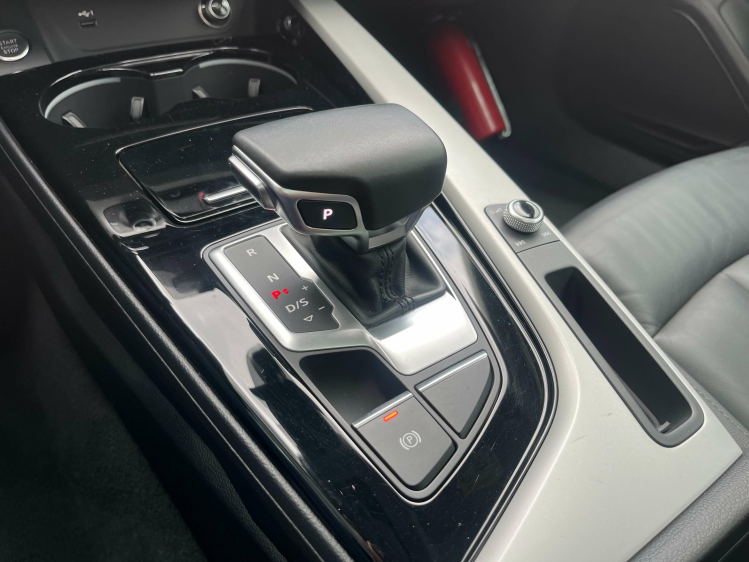 Audi A4 30 TDi S tronic Panodak/Virtual/Camera/Leder/...!! Leconte Motors