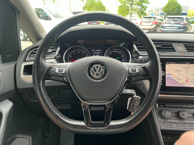 Volkswagen Touran 1.4 TSI Trendline DSG 7-zit/Navigatie/Cruise/PDC.. Leconte Motors