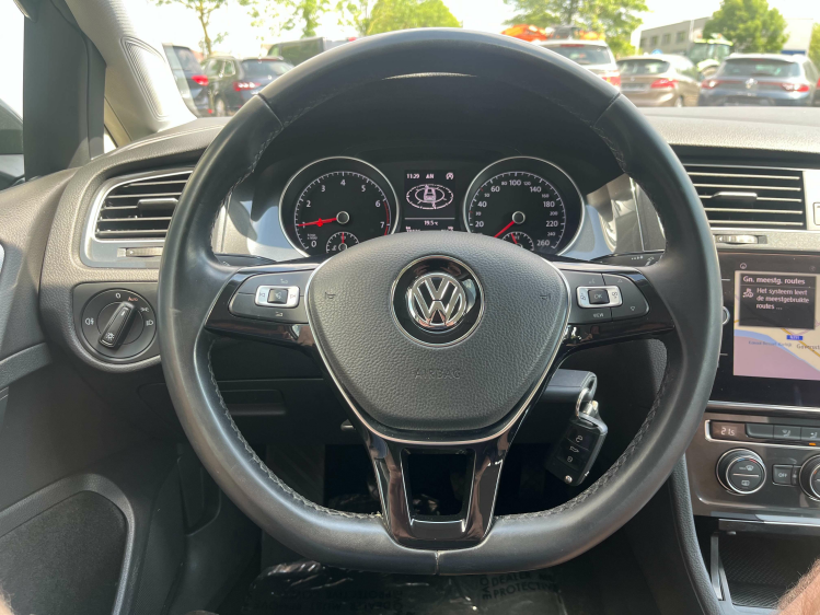 Volkswagen Golf Variant 1.0 TSI Navigatie/Camera/Carplay/Bluetooth/...!! Leconte Motors