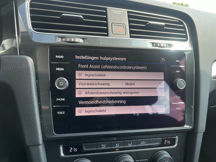 Volkswagen Golf Variant 1.0 TSI Navigatie/Camera/Carplay/Bluetooth/...!! Leconte Motors