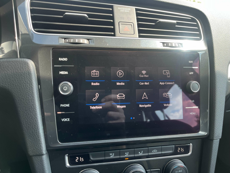 Volkswagen Golf Variant 1.0 TSI Navigatie/Camera/Carplay/Bluetooth/...!! Leconte Motors