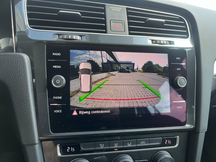 Volkswagen Golf Variant 1.0 TSI Navigatie/Camera/Carplay/Bluetooth/...!! Leconte Motors