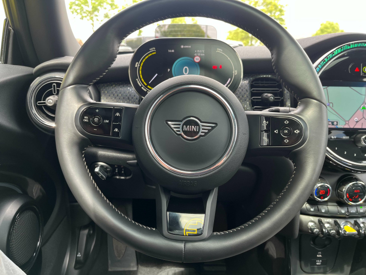 MINI Cooper SE 28.9 kWh Panodak/Leder/HUD/Camera/Zetelverwarming! Leconte Motors