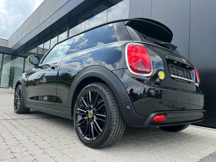 MINI Cooper SE 28.9 kWh Panodak/Leder/HUD/Camera/Zetelverwarming! Leconte Motors