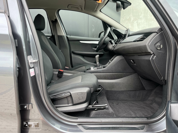 BMW 216 216i Active Tourer Facelift Navigatie/PDC/BLTH/... Leconte Motors