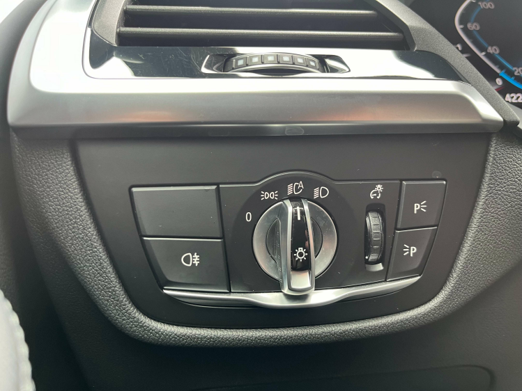 BMW X3 2.0iA xDrive30e Leder/Carplay/Virtual/Camera/DAB+ Leconte Motors