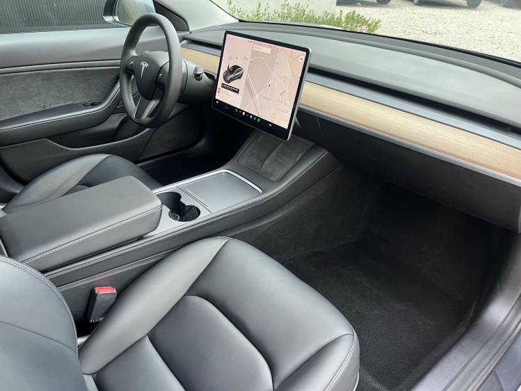Tesla Model 3 Model 3 Dual Motor Long Range Auto Pilot Leconte Motors