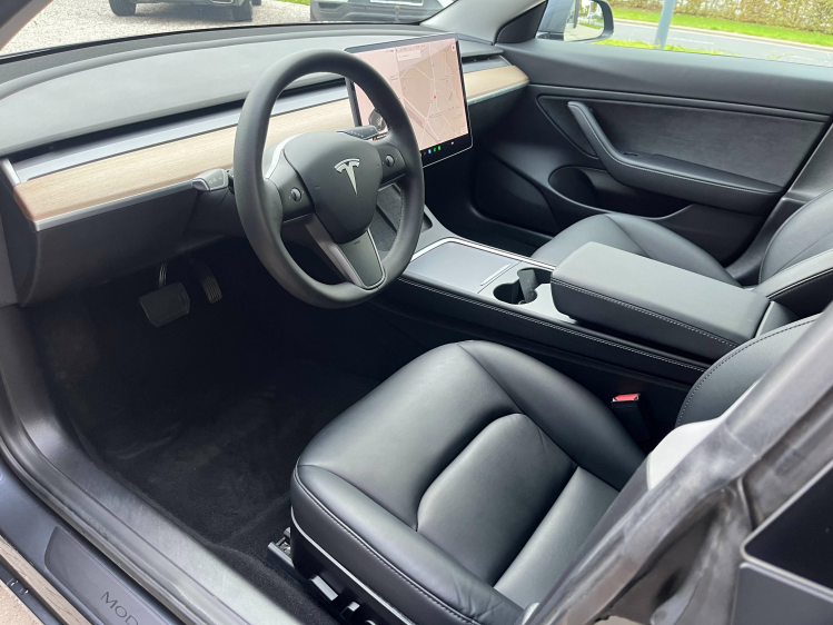 Tesla Model 3 Model 3 Dual Motor Long Range Auto Pilot Leconte Motors