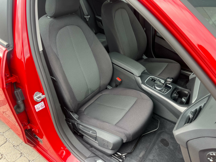 BMW 118 118iA Full-LED/Navigatie/Carplay/Cruise/PDC/BLTH.. Leconte Motors