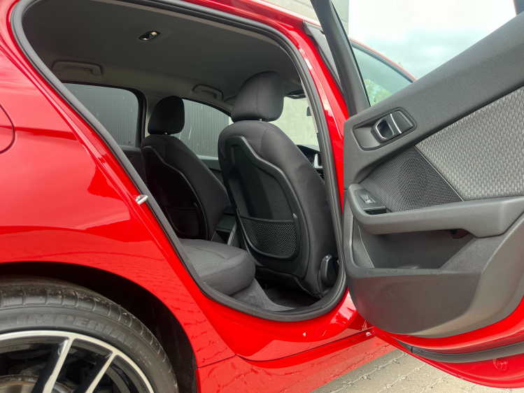 BMW 118 118iA Full-LED/Navigatie/Carplay/Cruise/PDC/BLTH.. Leconte Motors