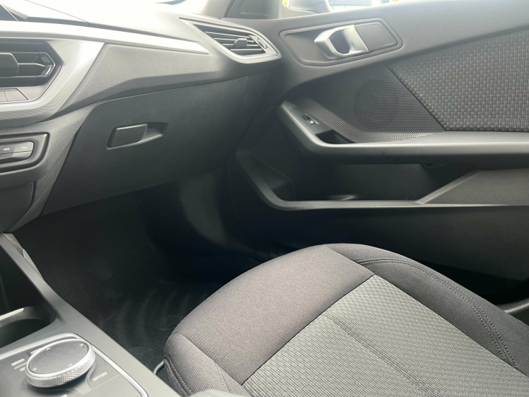 BMW 118 118iA Full-LED/Navigatie/Carplay/Cruise/PDC/BLTH.. Leconte Motors