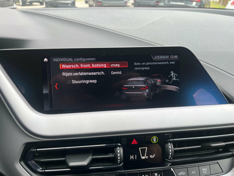BMW 118 118iA Full-LED/Navigatie/Carplay/Cruise/PDC/BLTH.. Leconte Motors