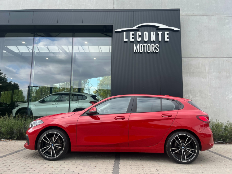 BMW 118 118iA Full-LED/Navigatie/Carplay/Cruise/PDC/BLTH.. Leconte Motors