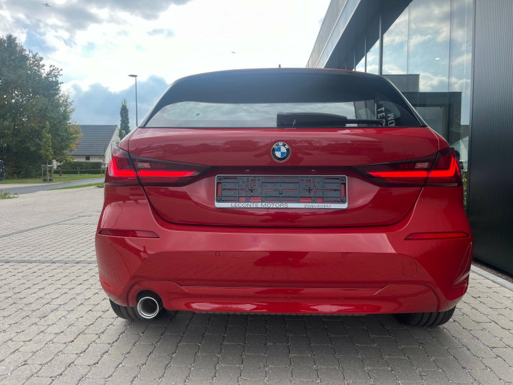 BMW 118 118iA Full-LED/Navigatie/Carplay/Cruise/PDC/BLTH.. Leconte Motors