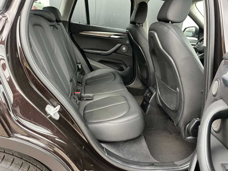 BMW X1 X1 sDrive18iA X-Line LED/Leder/Zetelverwarming/PDC Leconte Motors