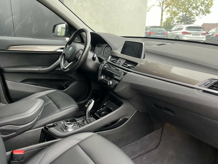 BMW X1 X1 sDrive18iA X-Line LED/Leder/Zetelverwarming/PDC Leconte Motors