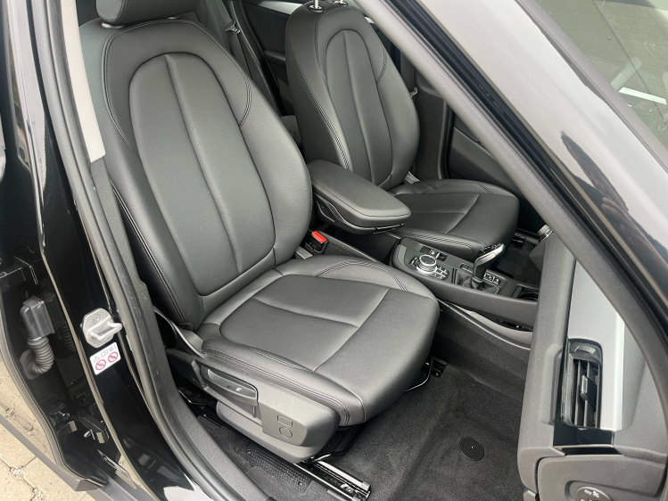 BMW X1 X1 sDrive18dA Leder/Gps-Pro/Carplay/DAB+/ACC/PDC.. Leconte Motors