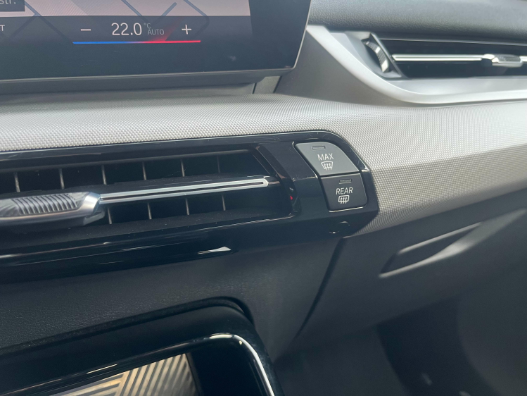 BMW 218 218iA Active Tourer Widescreen/Carplay/Camera/...! Leconte Motors