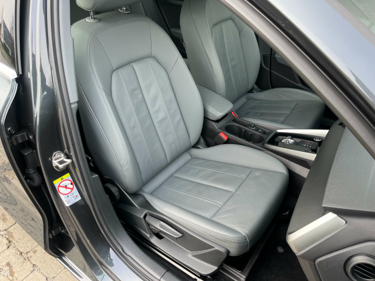 Audi A3 A3 30 TFSI Sportback S tronic Leder/Carplay/Camera Leconte Motors