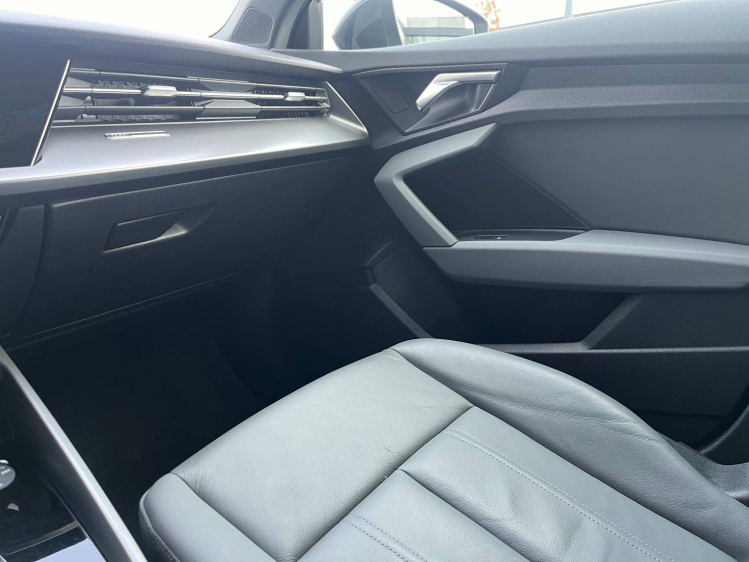 Audi A3 A3 30 TFSI Sportback S tronic Leder/Carplay/Camera Leconte Motors