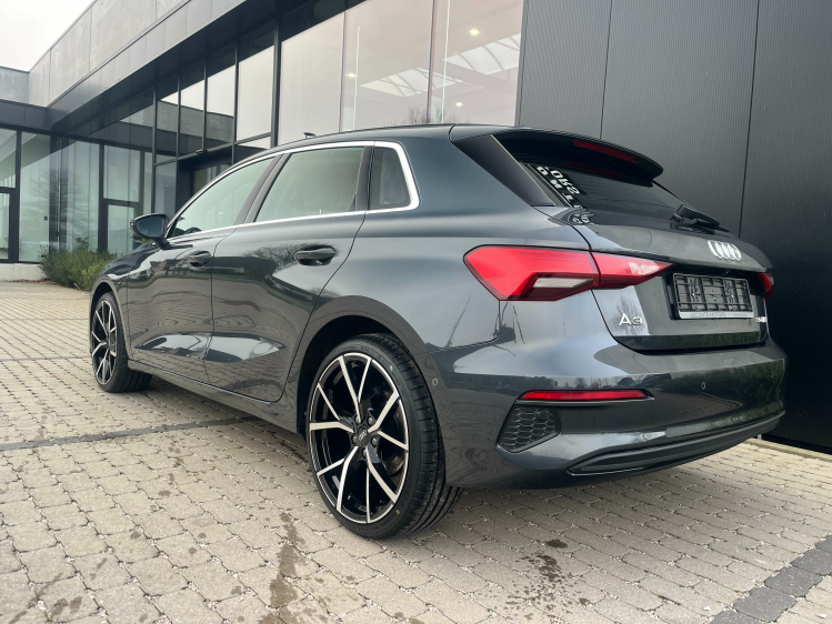 Audi A3 A3 30 TFSI Sportback S tronic Leder/Carplay/Camera Leconte Motors