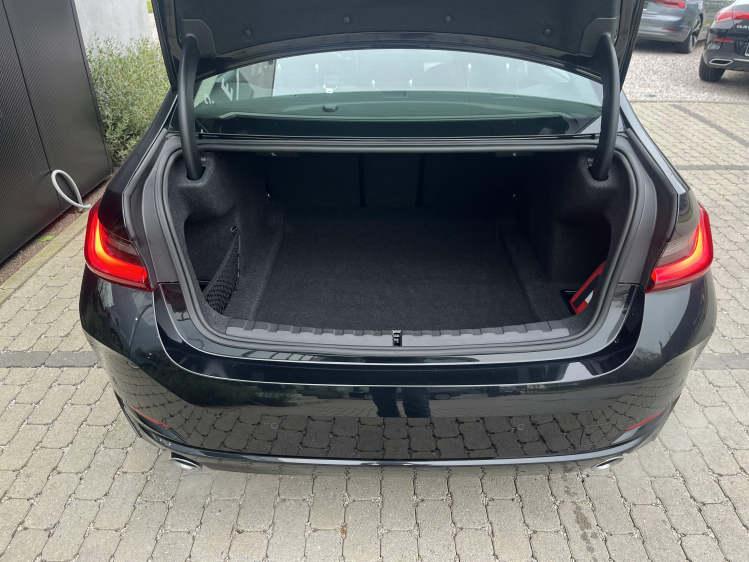 BMW 318 318iA Berline Widescreen/Carplay/Camera/Cruise/... Leconte Motors