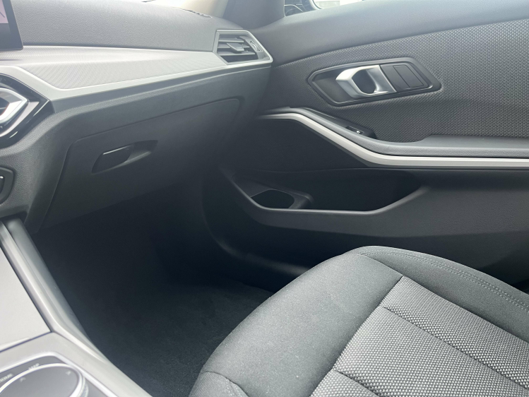 BMW 318 318iA Berline Widescreen/Carplay/Camera/Cruise/... Leconte Motors