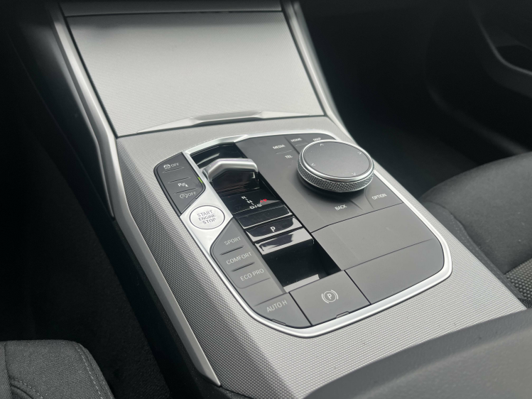 BMW 318 318iA Berline Widescreen/Carplay/Camera/Cruise/... Leconte Motors