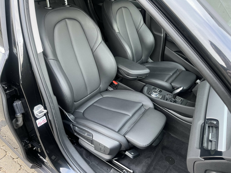 BMW X1 X1 1.5iA sDrive18 LED/Sportzetels/Sfeerverlichting Leconte Motors