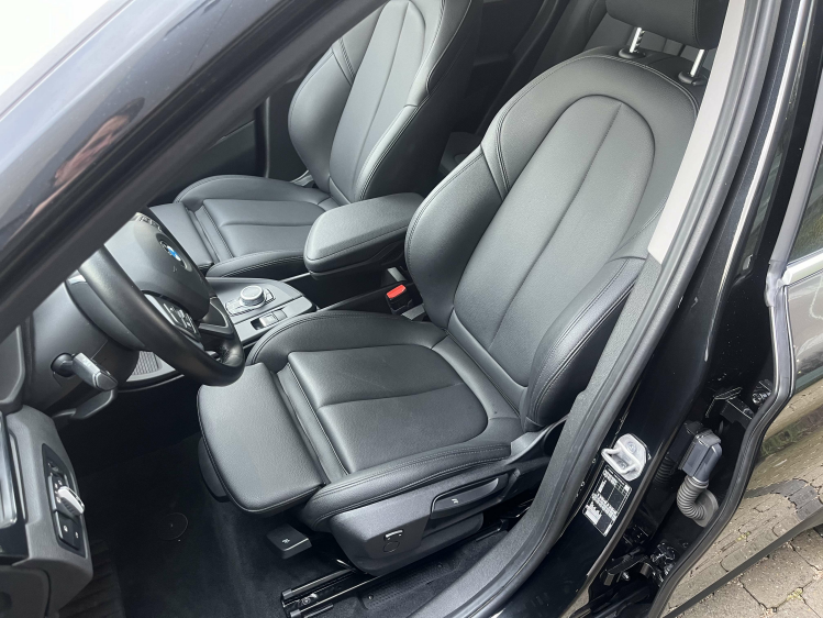 BMW X1 X1 1.5iA sDrive18 LED/Sportzetels/Sfeerverlichting Leconte Motors